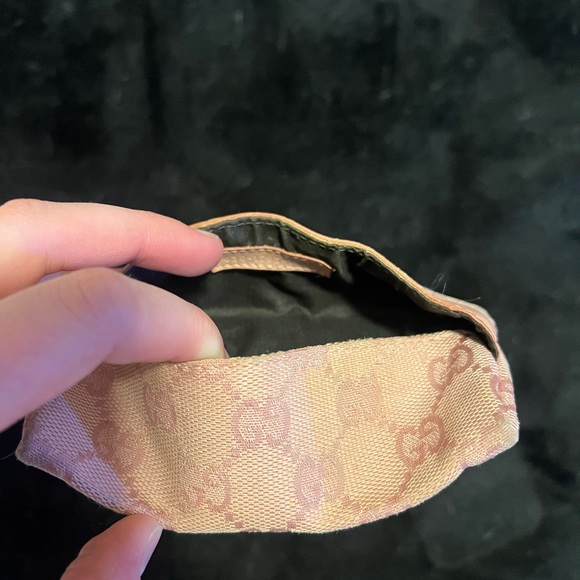 Light pink Gucci vintage card holder - Picture 3 of 4